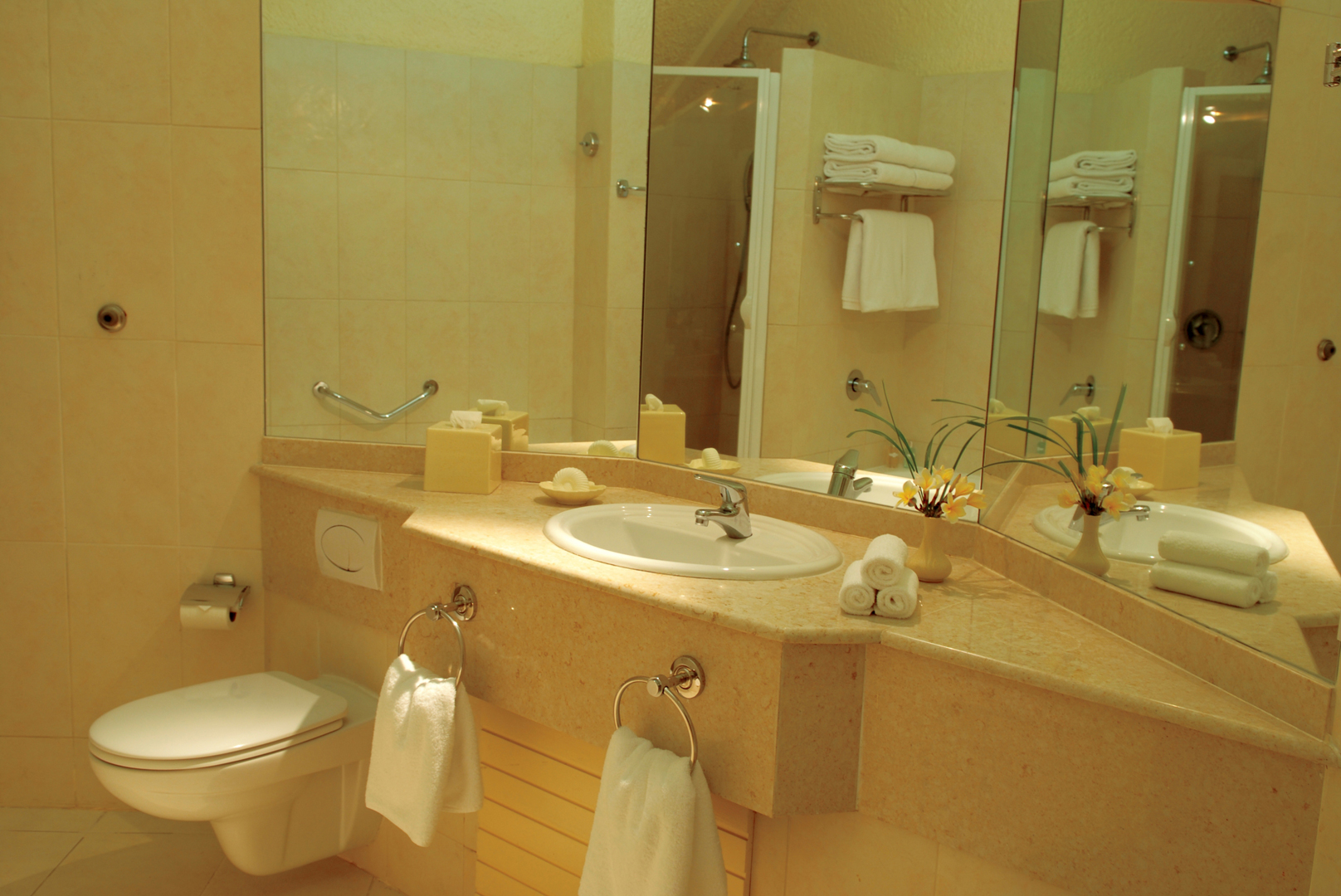 La Pirogue Hotel Sun Resort