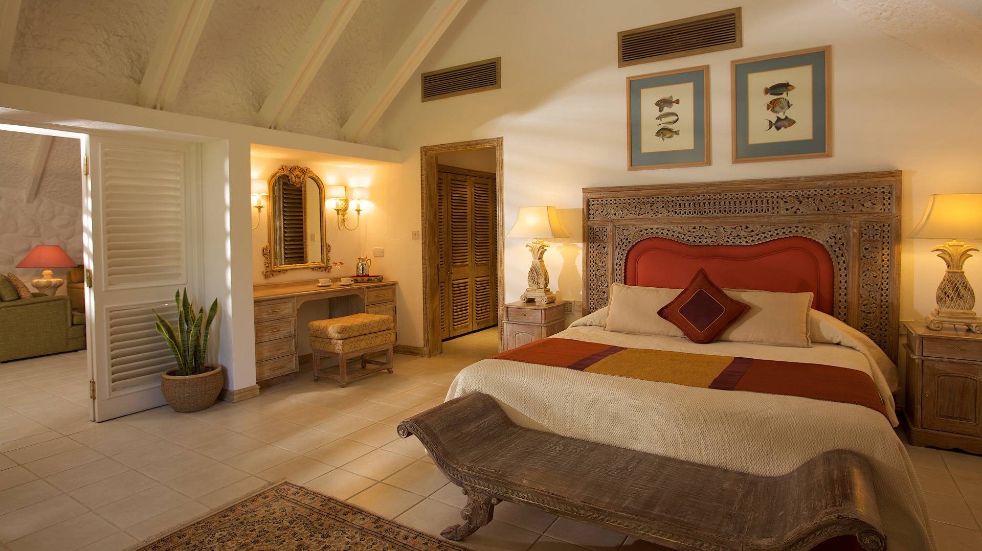 La Pirogue Hotel Sun Resort