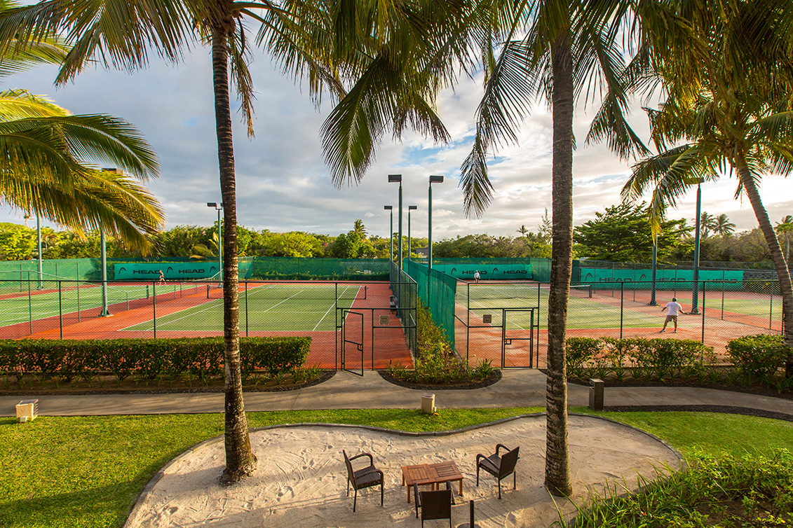 Constance Belle-Mare Plage Hotel
