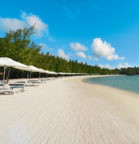 private boat trip mauritius Flibustier-Beach-Ile-aux-Cerfs_720x480_72_RGB.jpg
