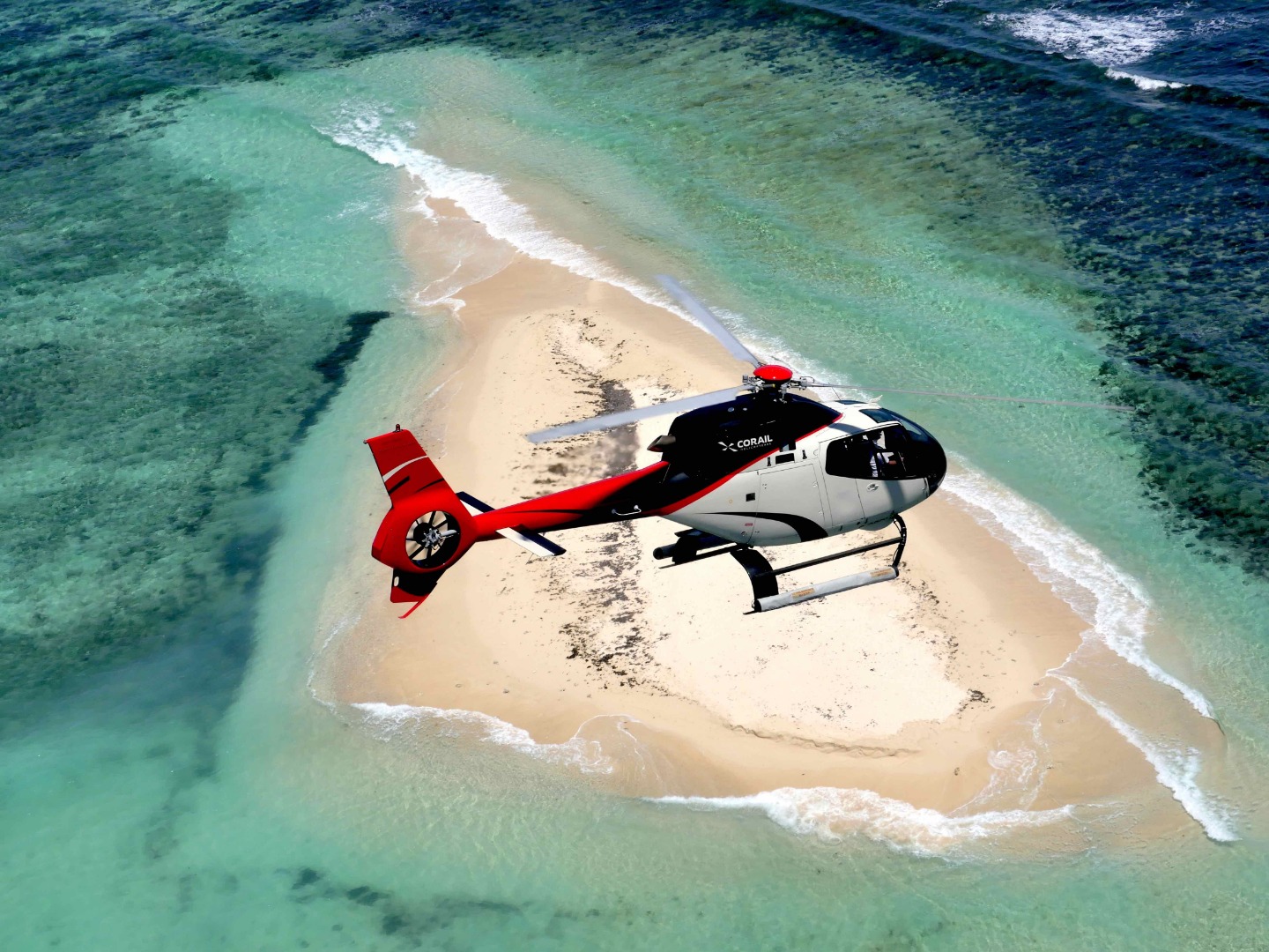 corail-helicopteres-ilot-flamant.jpg