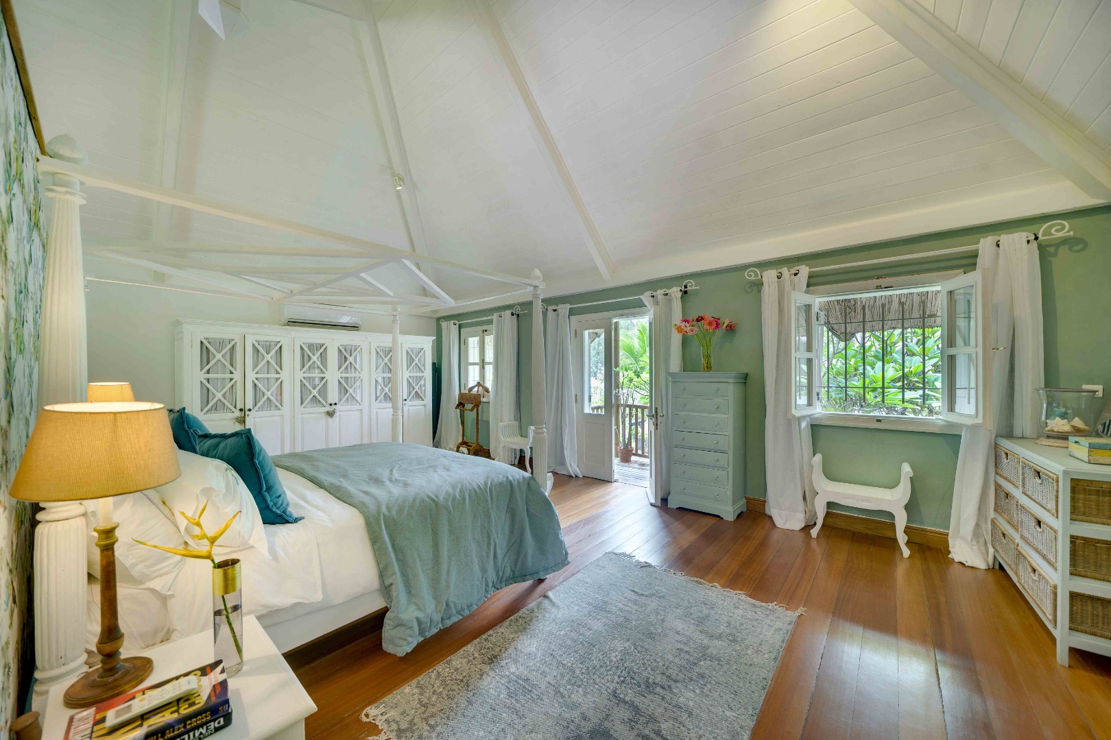 Villa Turquoise 2022