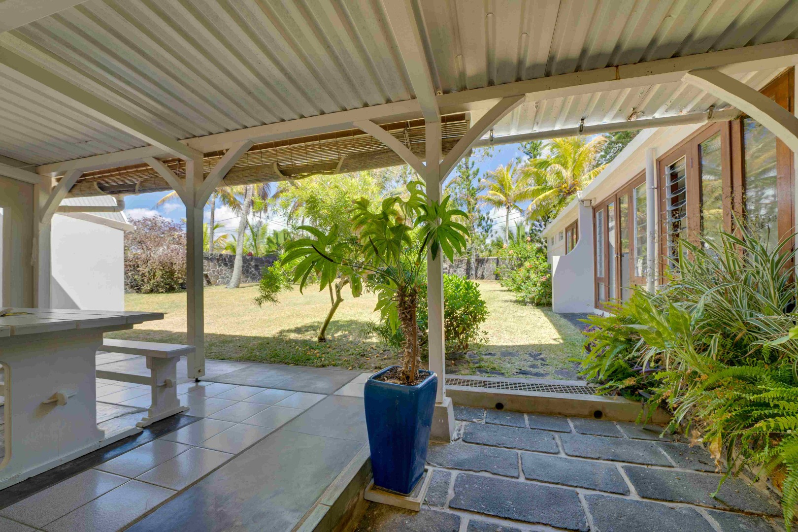 Villa Veloutier Blanc 2022