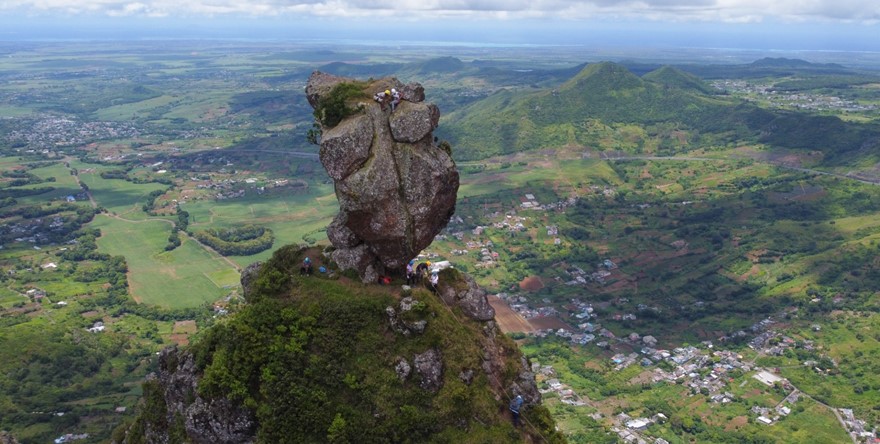 Mountainclimbing Pieter Both Mauritius